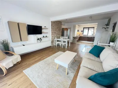 Apartament modern 3 camere 2 bai terasa si parcare zona Brana - foto 3