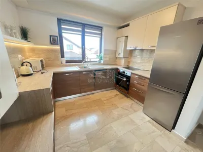 Apartament modern 3 camere 2 bai terasa si parcare zona Brana - foto 10