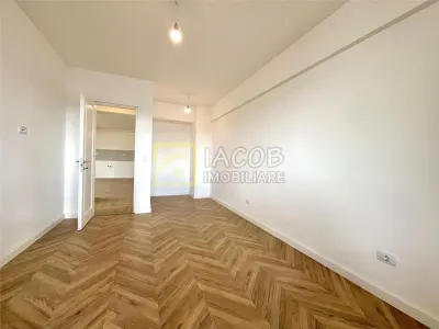 3 camere, etaj 6, Arena Residence Bacau - foto 14