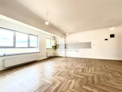 3 camere, etaj 6, Arena Residence Bacau - foto 7