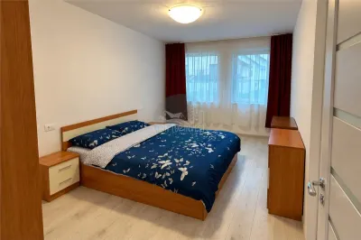 Apartament modern 2 camere curte si 3 parcari Selimbar - foto 4