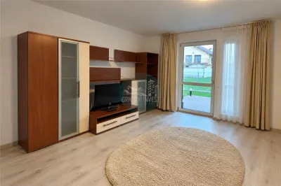 Apartament modern 2 camere curte si 3 parcari Selimbar - foto 7