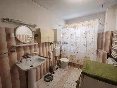 Casa individuala , teren 717 mp - Sacele - foto 11