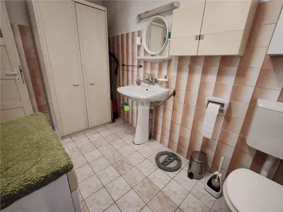 Casa individuala , teren 717 mp - Sacele - foto 12