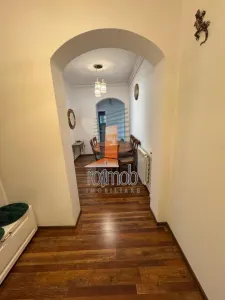 Vatra Luminoasa, 2 camere decomandate, bloc  Rusesc - Bucuresti