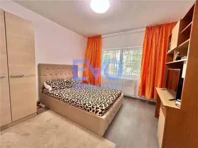 Apartament de vanzare cu 3 camere, 72,21 mp, zona Mircea cel Batran - Iasi