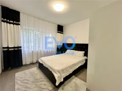 Apartament de vanzare cu 3 camere, 72,21 mp, zona Mircea cel Batran - foto 3