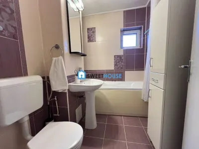 Apartament cu trei camere bloc tip vila Centru Civic - foto 12