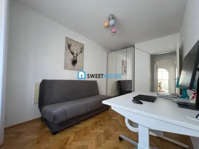 Apartament cu trei camere bloc tip vila Centru Civic - foto 5
