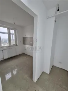 Dambovita, 2 Camere, Renovat, Decomandat, Lift - foto 2