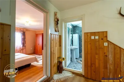 Proprietate premiata Casa Anului, cu placheta oficiala, Covasna: eleganta si autenticitate. - foto 37