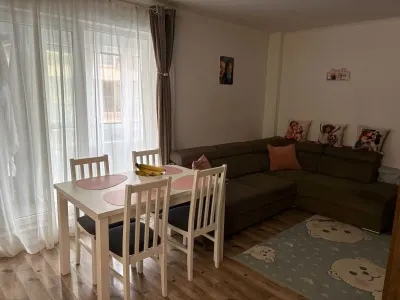 Apartament 3 camere, 2 balcoane, etaj intermediar - foto 2