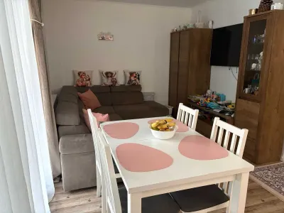 Apartament 3 camere, 2 balcoane, etaj intermediar - foto 3