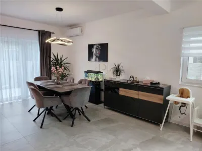 Comision 0 - Duplex modern - complet mobilat - panouri solare - foto 2