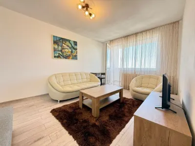 Apartament  2 camere renovat, zona Vlahuta - Brasov