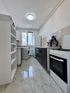 Apartament  2 camere renovat, zona Vlahuta - foto 4