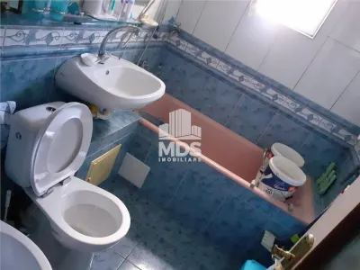 Apartament cu 4 camere, decomandat, in zona Lipovei - foto 3