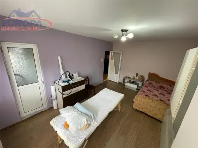 Apartament 2 camere de vanzare zona E3 -Tulcea - foto 2