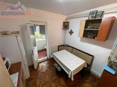 Apartament 2 camere de vanzare zona E3 -Tulcea - foto 7