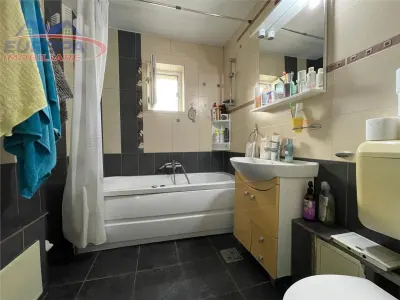 Apartament 2 camere de vanzare zona E3 -Tulcea - foto 8