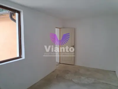 Casa 2 Camere-37mp, si Curte 25mp in Piata Cluj - foto 5