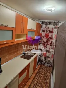 Închiriez apartament 3 camere - foto 4