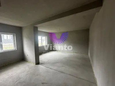Casa Individuala cu 4 Camere 210mpu si Teren 727mp in Cisnadie - foto 2