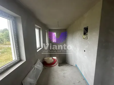 Casa Individuala cu 4 Camere 210mpu si Teren 727mp in Cisnadie - foto 8