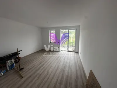 Duplex 5 camere -150mpu, curte 250mp - Cisnadie - foto 5
