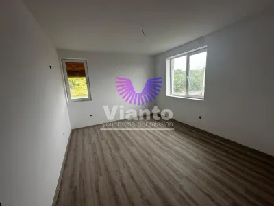 Duplex 5 camere -150mpu, curte 250mp - Cisnadie - foto 6