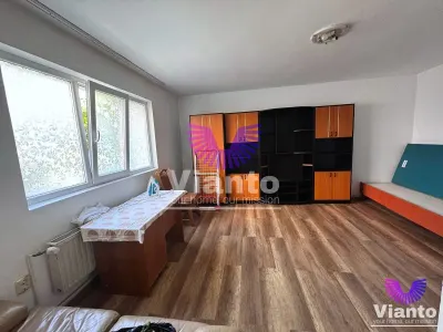 Apartament la casa individuala 93 mp cu curte - zona Parcul Sub Arini-Strand - foto 5