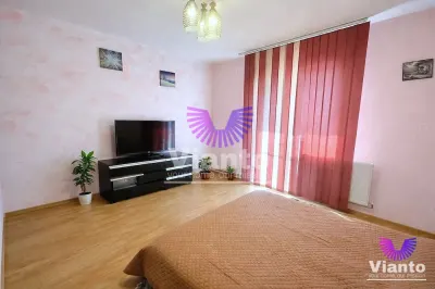 Apartament 2 camere de vânzare | Șelimbăr | Decomandat, mobilat și utilat - foto 3