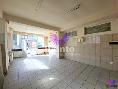 Spatiu comercial 80 mp | Acces direct din strada | Vasile Aaron | Sibiu - foto 2