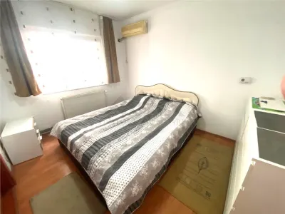 Apartament cu 3 camere, centrala proprie, zona Aradului - foto 2