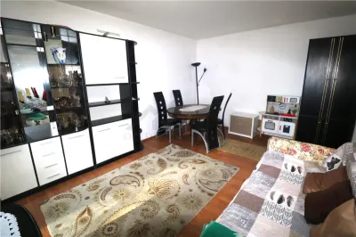 Apartament cu 3 camere, centrala proprie, zona Aradului - foto 3