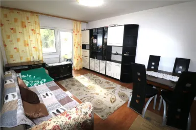 Apartament cu 3 camere, centrala proprie, zona Aradului - foto 4