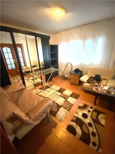 Apartament cu 3 camere, centrala proprie, zona Aradului - foto 5