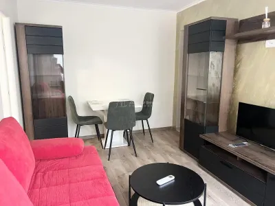 Apartament 2 camere de inchiriat –etaj 2 -  Aleea Rogerius, Oradea - Oradea