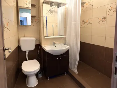 Apartament 2 camere decomandat balcon zona Hipodrom III - foto 4