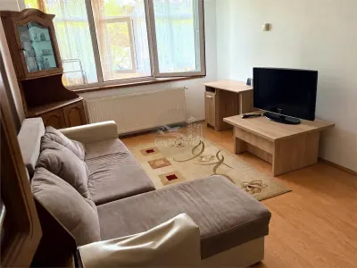 Apartament 2 camere decomandat balcon zona Hipodrom III - foto 5