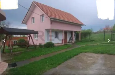 RECO Casa  mare cu 4 camere - foto 2