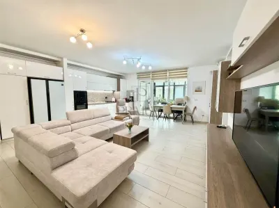 BRAYTIM - 3 CAMERE SI 2 BAI - GRADINA 94MP - 2 LOCURI DE PARCARE - LUX - 34 MP TERASE - Giroc