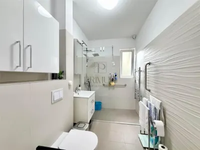 BRAYTIM - 3 CAMERE SI 2 BAI - GRADINA 94MP - 2 LOCURI DE PARCARE - LUX - 34 MP TERASE - foto 7