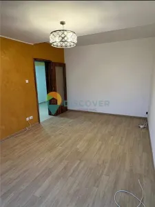 Apartament 2 camere , decomandat , BULEVARDUL  POITIERS/Casangiilor - foto 2