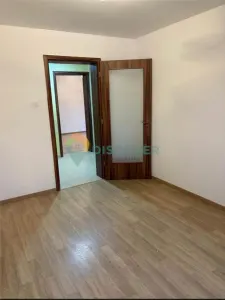Apartament 2 camere , decomandat , BULEVARDUL  POITIERS/Casangiilor - foto 4