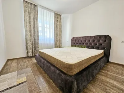 Apartament cu parcare si boxa Top City - foto 2