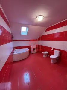 Vila Impecabila Mamaia-Sat, 6 Camere cu Baie Proprie + Apartament - foto 12