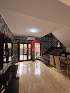 Vila Impecabila Mamaia-Sat, 6 Camere cu Baie Proprie + Apartament - foto 27