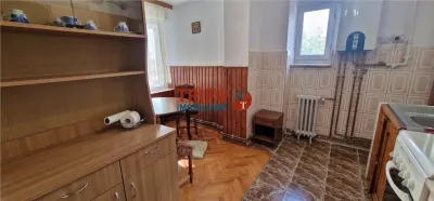 Apaertament de inchiriat 3 camere zona Centru - foto 11