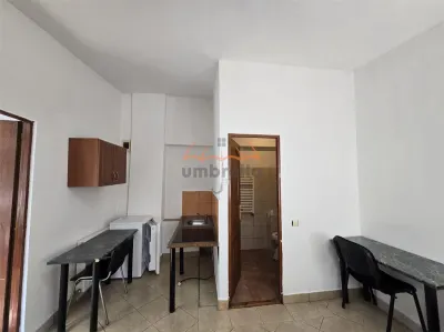 DE INCHIRIAT garsoniera , zona Plopilor Manastur, 18 mp, 180 euro - foto 5